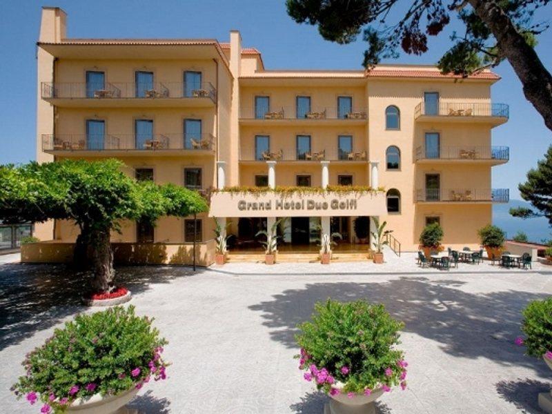 Grand Hotel Due Golfi Sant'Agata sui due Golfi Exterior photo