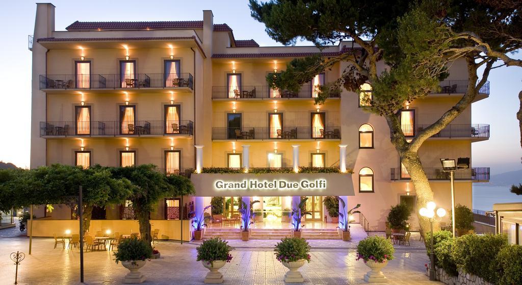 Grand Hotel Due Golfi Sant'Agata sui due Golfi Exterior photo